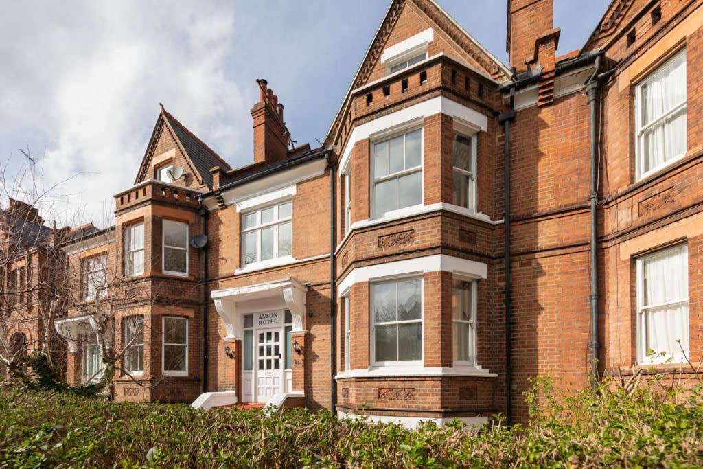 Victorian Beauty With Private Toilet And Shower Near Tube Station London Eksteriør billede