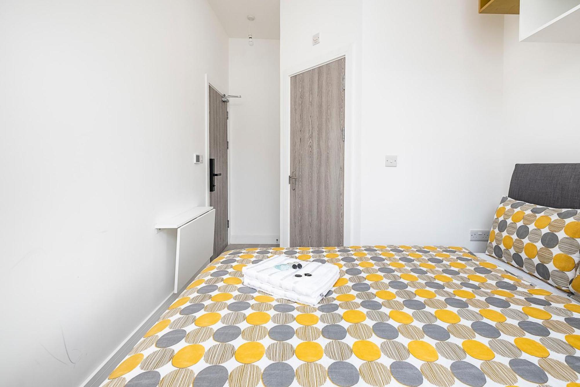 Victorian Beauty With Private Toilet And Shower Near Tube Station London Eksteriør billede