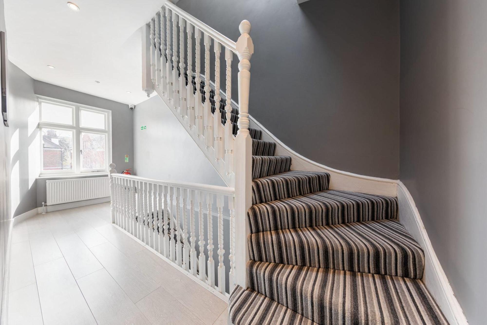 Victorian Beauty With Private Toilet And Shower Near Tube Station London Eksteriør billede